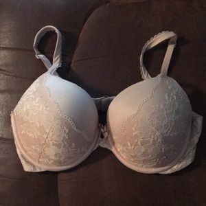 34DD Victoria’s Secret Bra